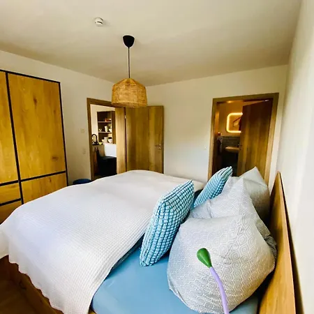 Joe's -modern,vintage * Naumburg (Saale)