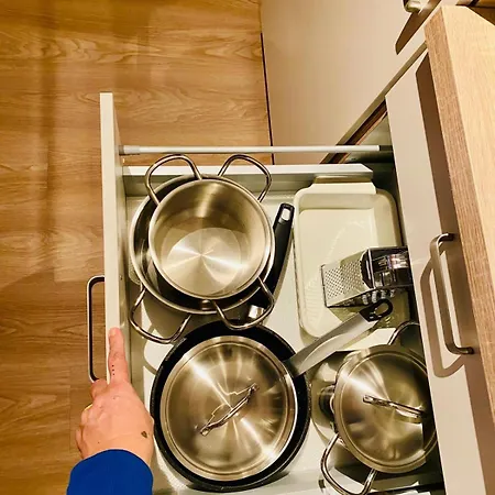 Apartment Joe's -modern,vintage