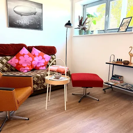 Joe's -modern,vintage Apartament