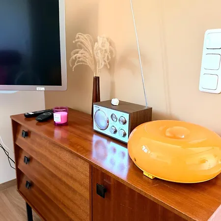 Joe's -modern,vintage *
