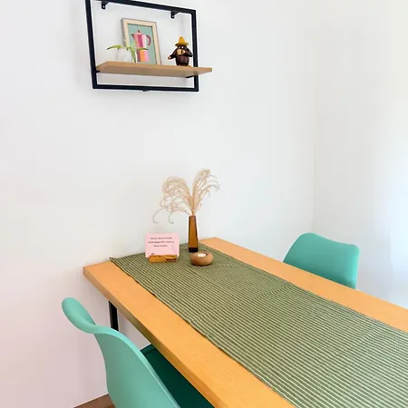 Joe's -modern,vintage