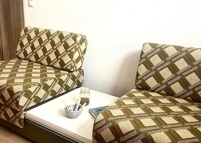 Joe's -modern,vintage * נאומבורג