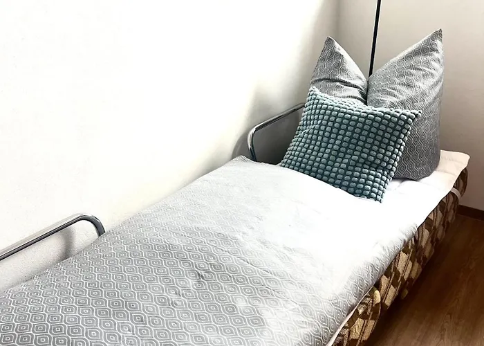 Joe's -modern,vintage *