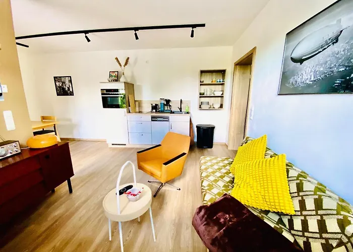 Apartment Joe's -modern,vintage